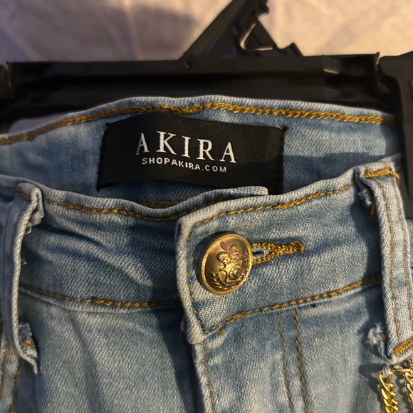AKIRA Light Blue Distressed Jeans with Chains - Picture 8 of 8